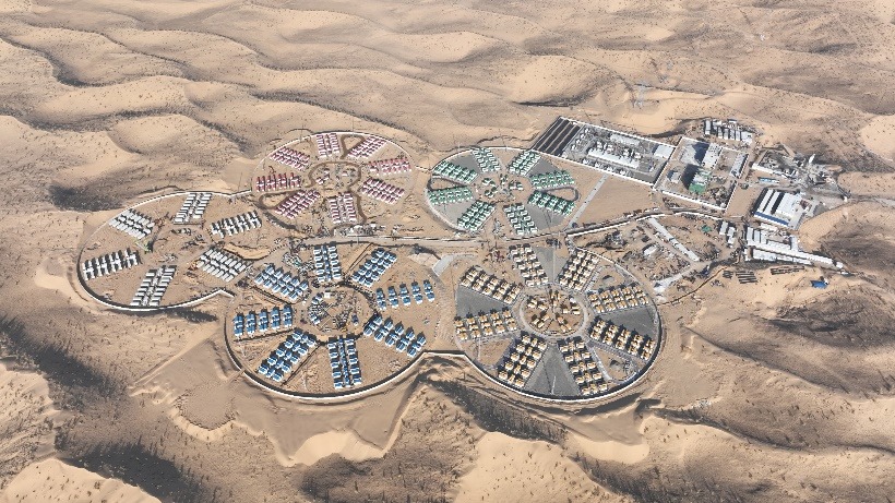 CORNEX 1000MW/4000MWh URUMQI China — aerial view